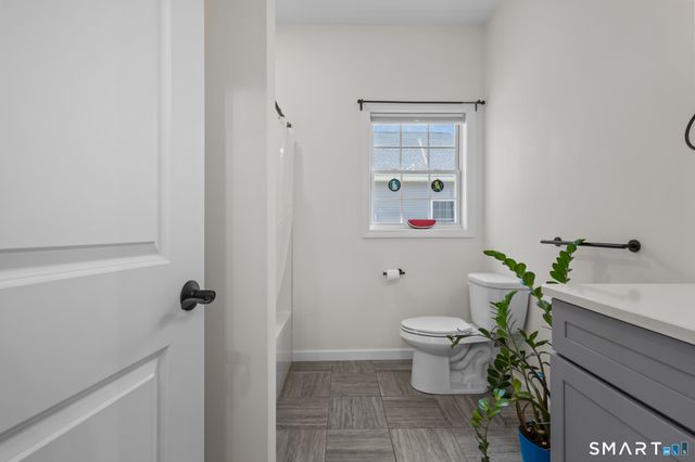 8 Grace Lane 8, Plainfield, CT 06354