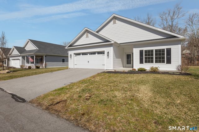 8 Grace Lane 8, Plainfield, CT 06354