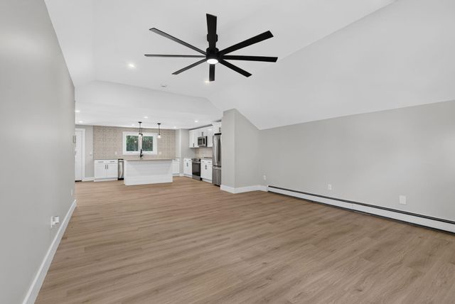 80 East Road, Atkinson, NH 03811