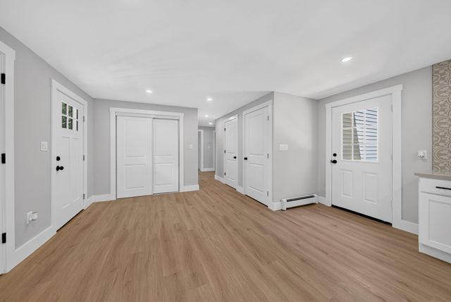 80 East Road, Atkinson, NH 03811