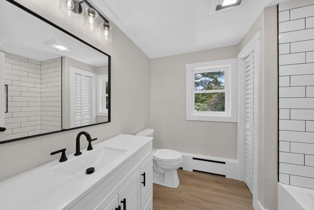 80 East Road, Atkinson, NH 03811