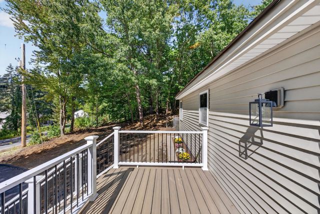 80 East Road, Atkinson, NH 03811