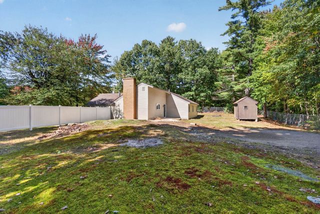 80 East Road, Atkinson, NH 03811