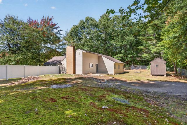 80 East Road, Atkinson, NH 03811