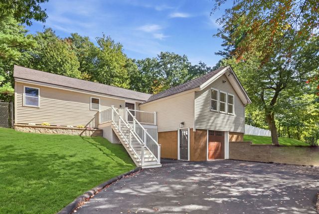 80 East Road, Atkinson, NH 03811