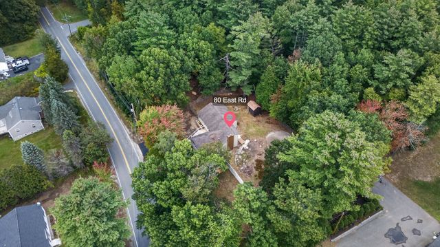 80 East Road, Atkinson, NH 03811