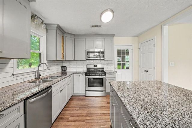 1708 Rosewood Drive, Griffin, GA 30223