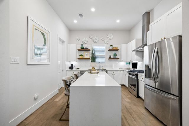 1226 W 21st Street, Houston, TX 77008