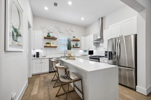 1226 W 21st Street, Houston, TX 77008