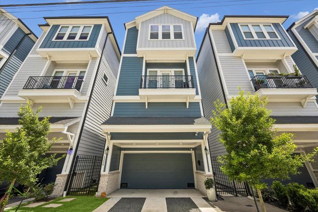 1226 W 21st Street, Houston, TX 77008