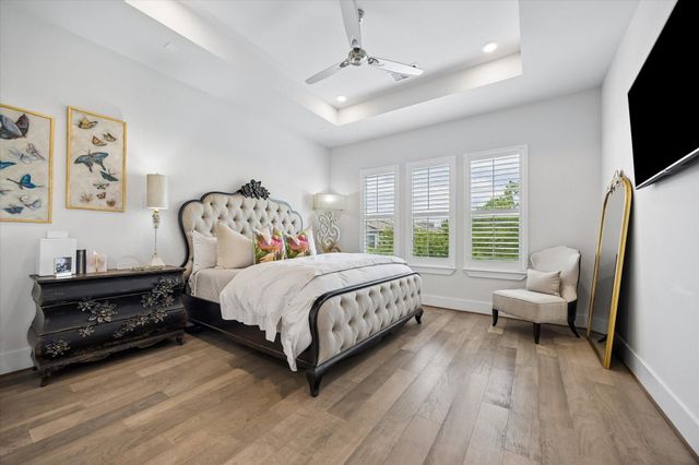 1226 W 21st Street, Houston, TX 77008