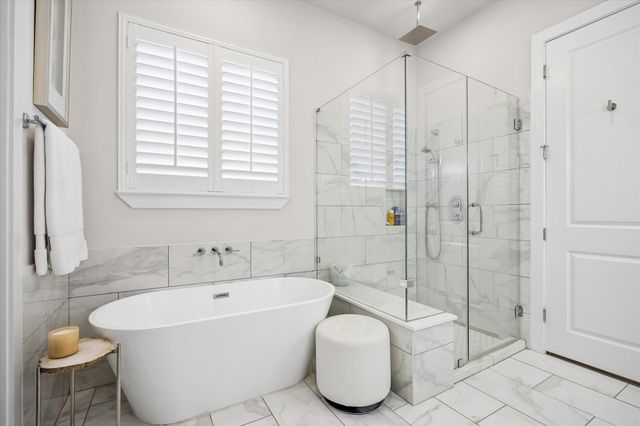 1226 W 21st Street, Houston, TX 77008