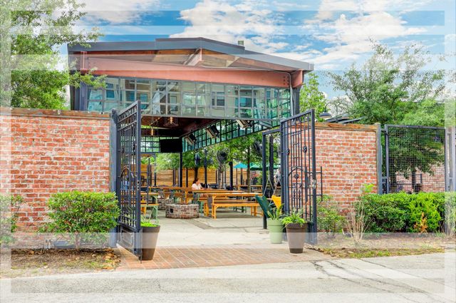 1226 W 21st Street, Houston, TX 77008