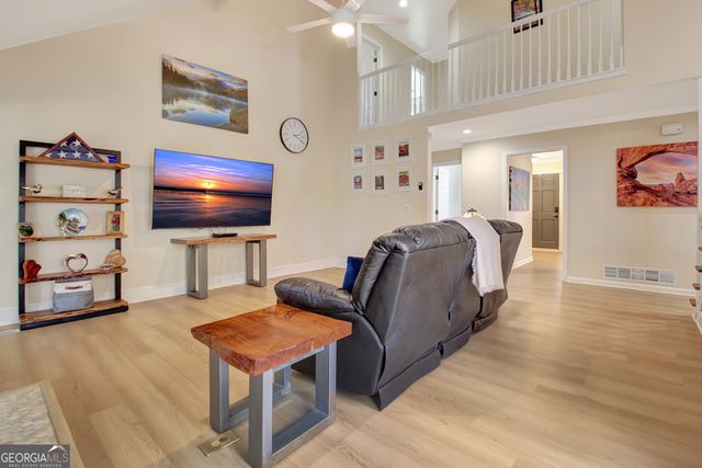 125 Durham Drive, Fayetteville, GA 30214