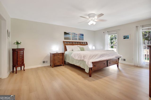 125 Durham Drive, Fayetteville, GA 30214