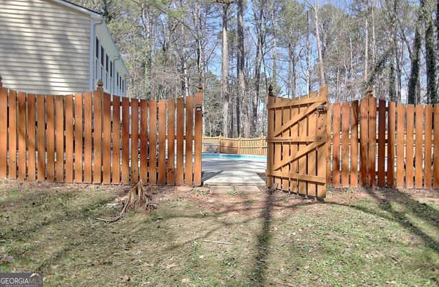 125 Durham Drive, Fayetteville, GA 30214