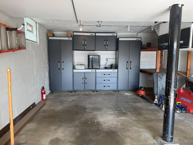 3795 Meadowlark Lane, Fairfax, OH 45227