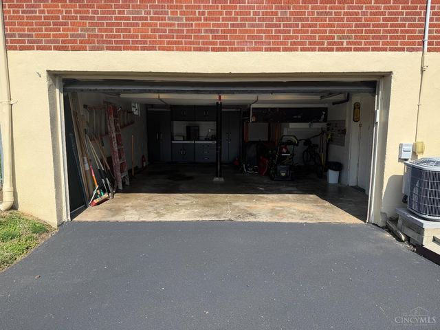 3795 Meadowlark Lane, Fairfax, OH 45227