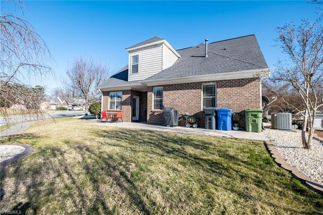 720 Stafford Park Drive, Kernersville, NC 27284