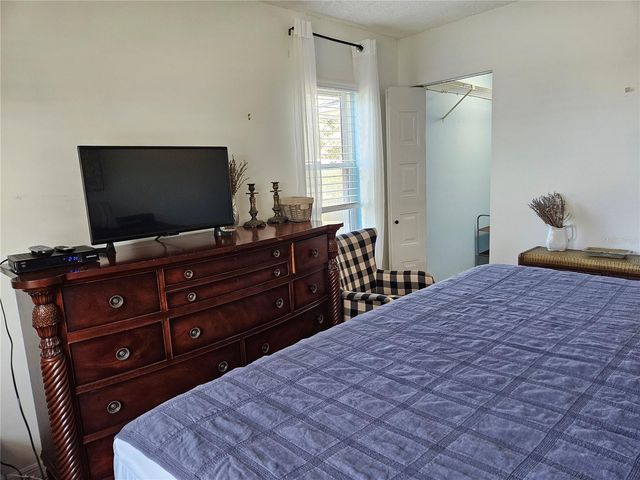 1907 CANTERBURY LANE 2, Sun City Center, FL 33573