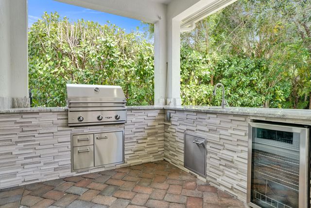11864 NW 79th Court, Parkland, FL 33076