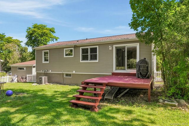 21 Trotting Drive, Chester, NY 10918