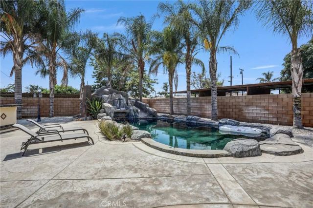 19039 Gregory Court, Bloomington, CA 92316