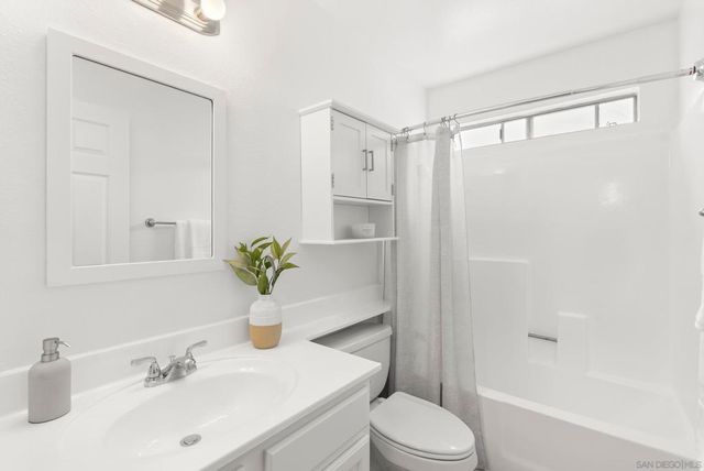 830 Broadway 15, El Cajon, CA 92021