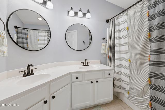 1306 E HELENA Drive, Phoenix, AZ 85022