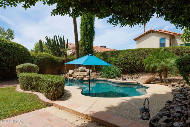1306 E HELENA Drive, Phoenix, AZ 85022