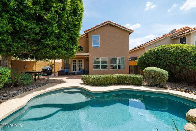 1306 E HELENA Drive, Phoenix, AZ 85022
