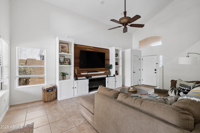 1306 E HELENA Drive, Phoenix, AZ 85022
