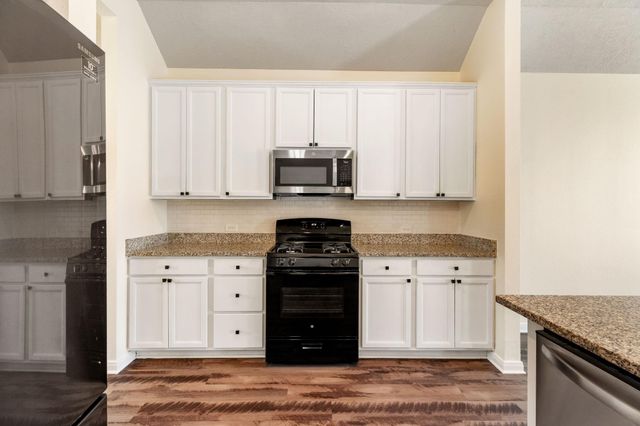 3865 Still Creek Loop, College Station, TX 77845
