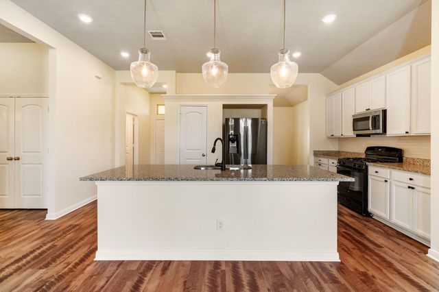 3865 Still Creek Loop, College Station, TX 77845