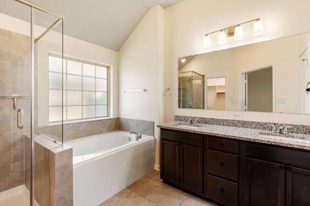 3865 Still Creek Loop, College Station, TX 77845