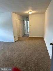 848 N EASTON RD #10, Glenside, PA 19038