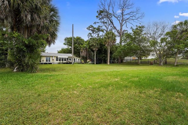 7538 WESTMORELAND DRIVE, Sarasota, FL 34243