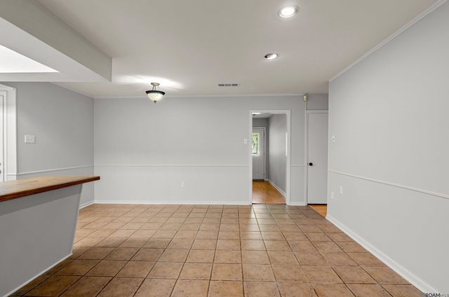 684 Wylie Dr, Baton Rouge, LA 70808
