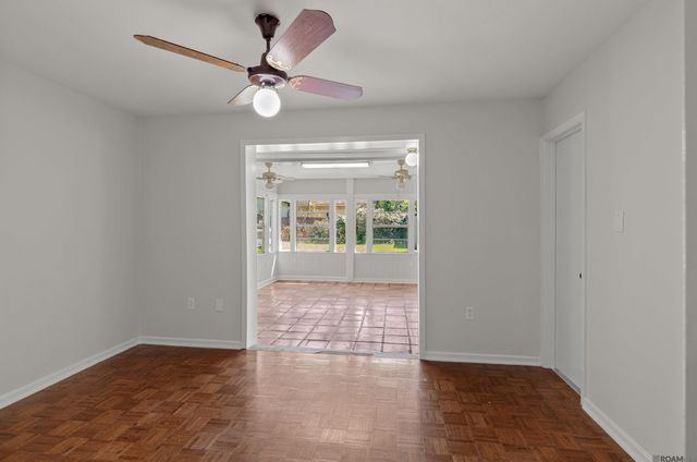 684 Wylie Dr, Baton Rouge, LA 70808