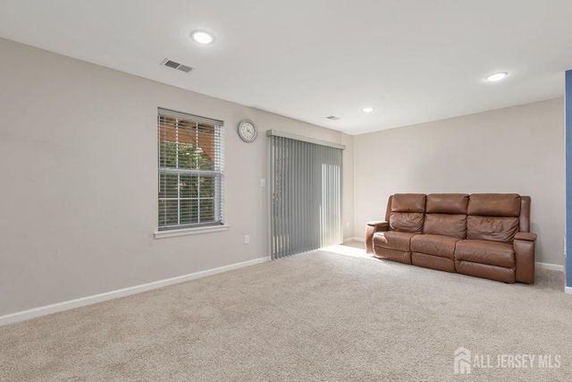 1302 Hights Farm Road N, Monroe, NJ 08831