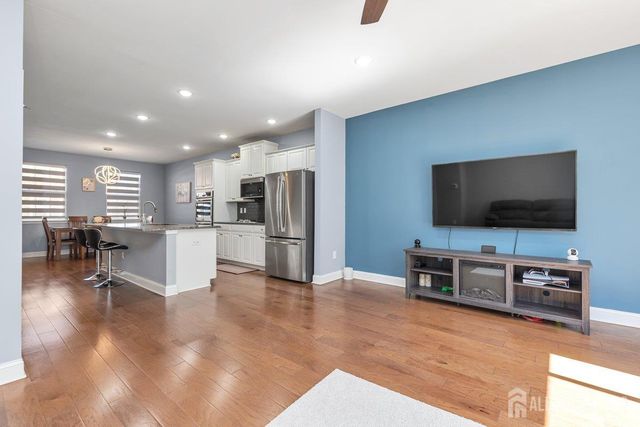 1302 Hights Farm Road N, Monroe, NJ 08831