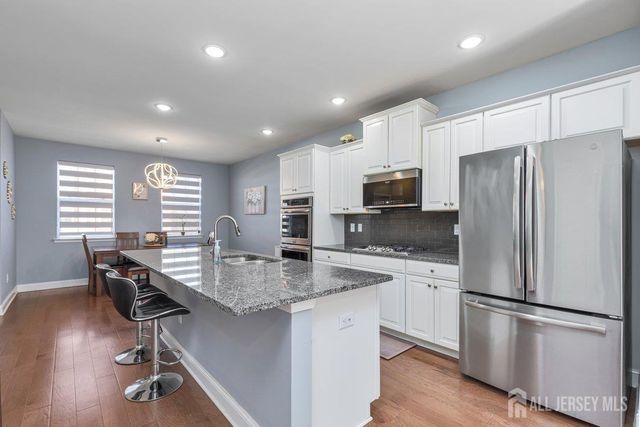 1302 Hights Farm Road N, Monroe, NJ 08831