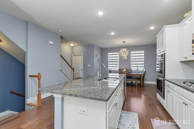 1302 Hights Farm Road N, Monroe, NJ 08831