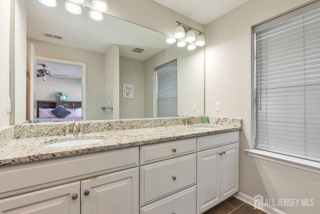 1302 Hights Farm Road N, Monroe, NJ 08831