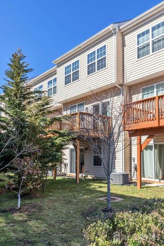 1302 Hights Farm Road N, Monroe, NJ 08831