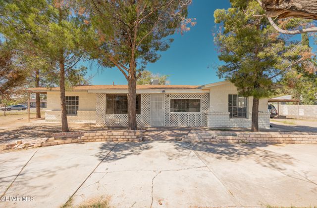 10368 POTENCIA Drive, Socorro, TX 79927