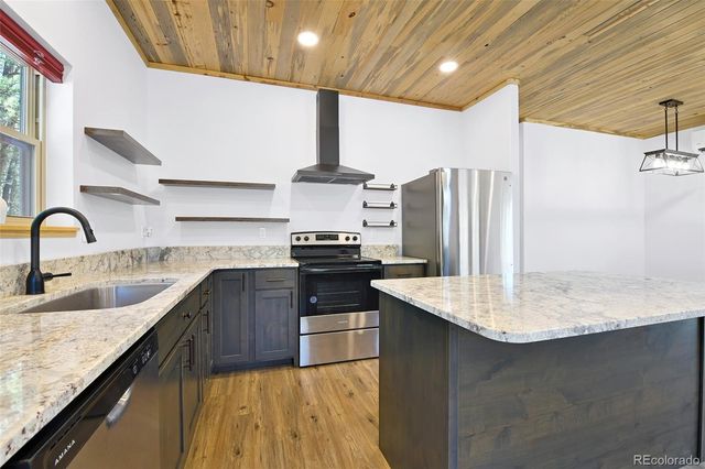 42 Hannah Circle, Westcliffe, CO 81252