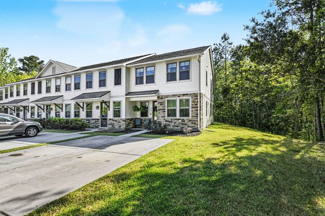 5140 Park Creek Avenue, North Charleston, SC 29418