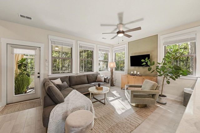 5140 Park Creek Avenue, North Charleston, SC 29418