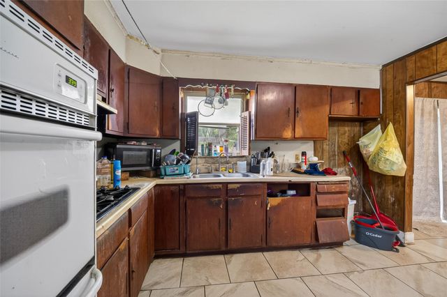 919 Christine Street, Houston, TX 77017